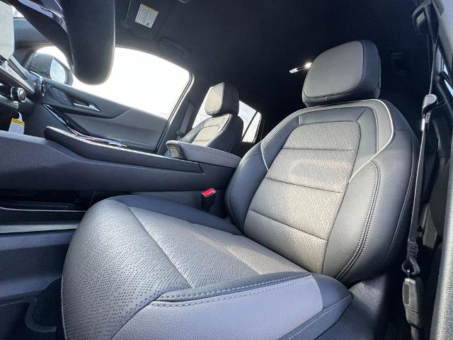 New 2026 Chevrolet Equinox LT w/ Convenience Package II image 16