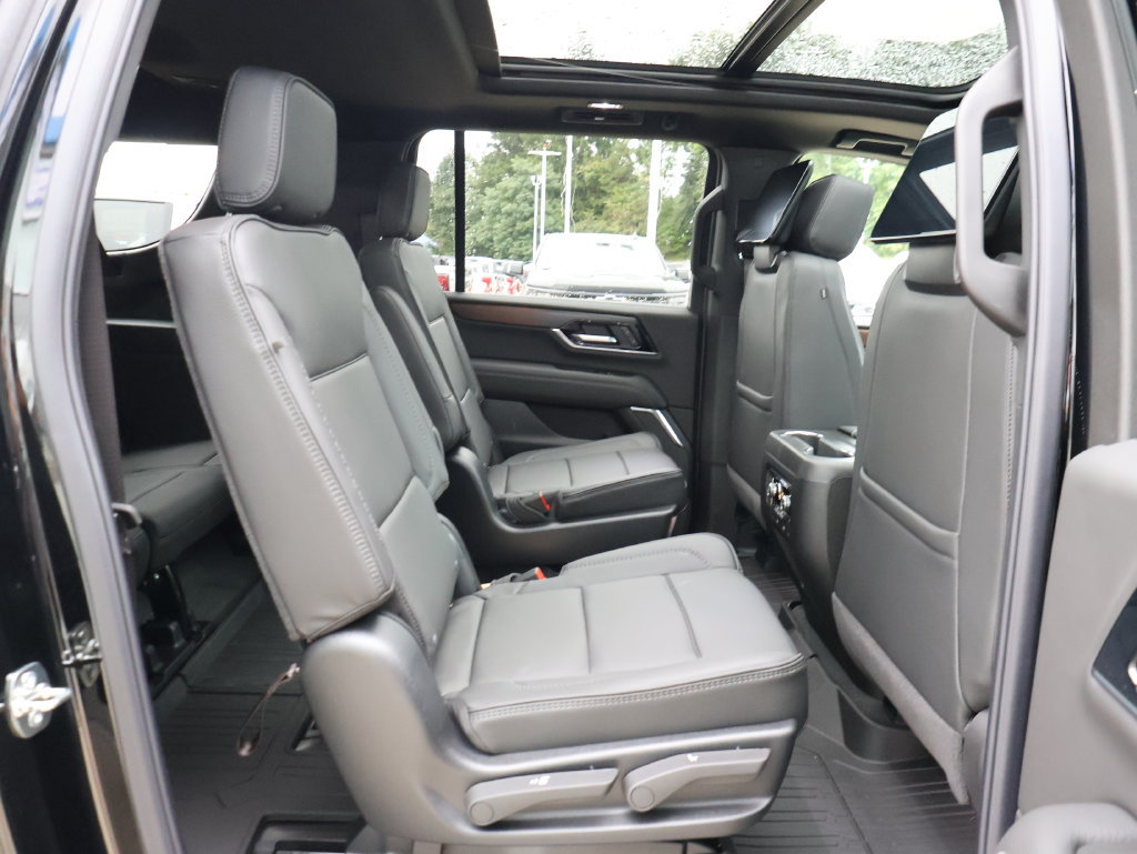 New 2026 GMC Yukon XL Denali w/ Denali Reserve Package AWD/4WD image 41