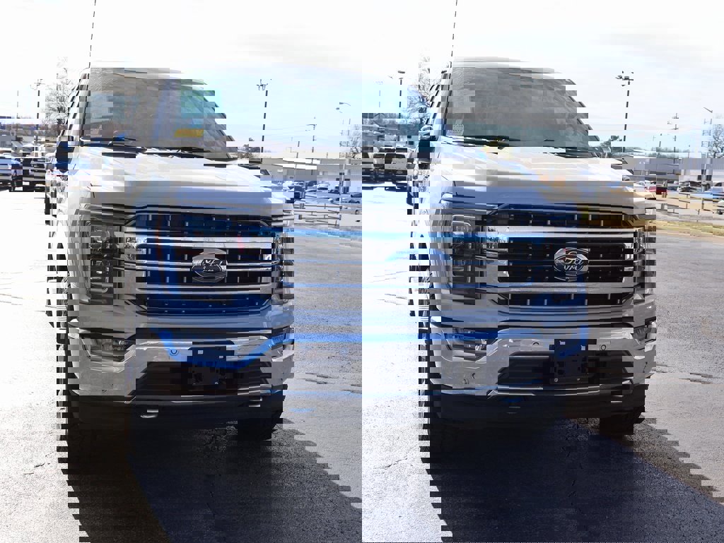 Used 2023 Ford F150 Lariat w/ Equipment Group 502A High image 9