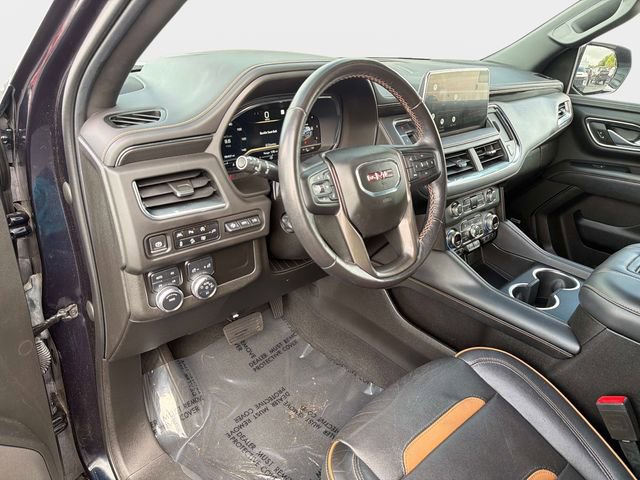 Used 2022 GMC Yukon XL AT4 w/ Technology Package image 18