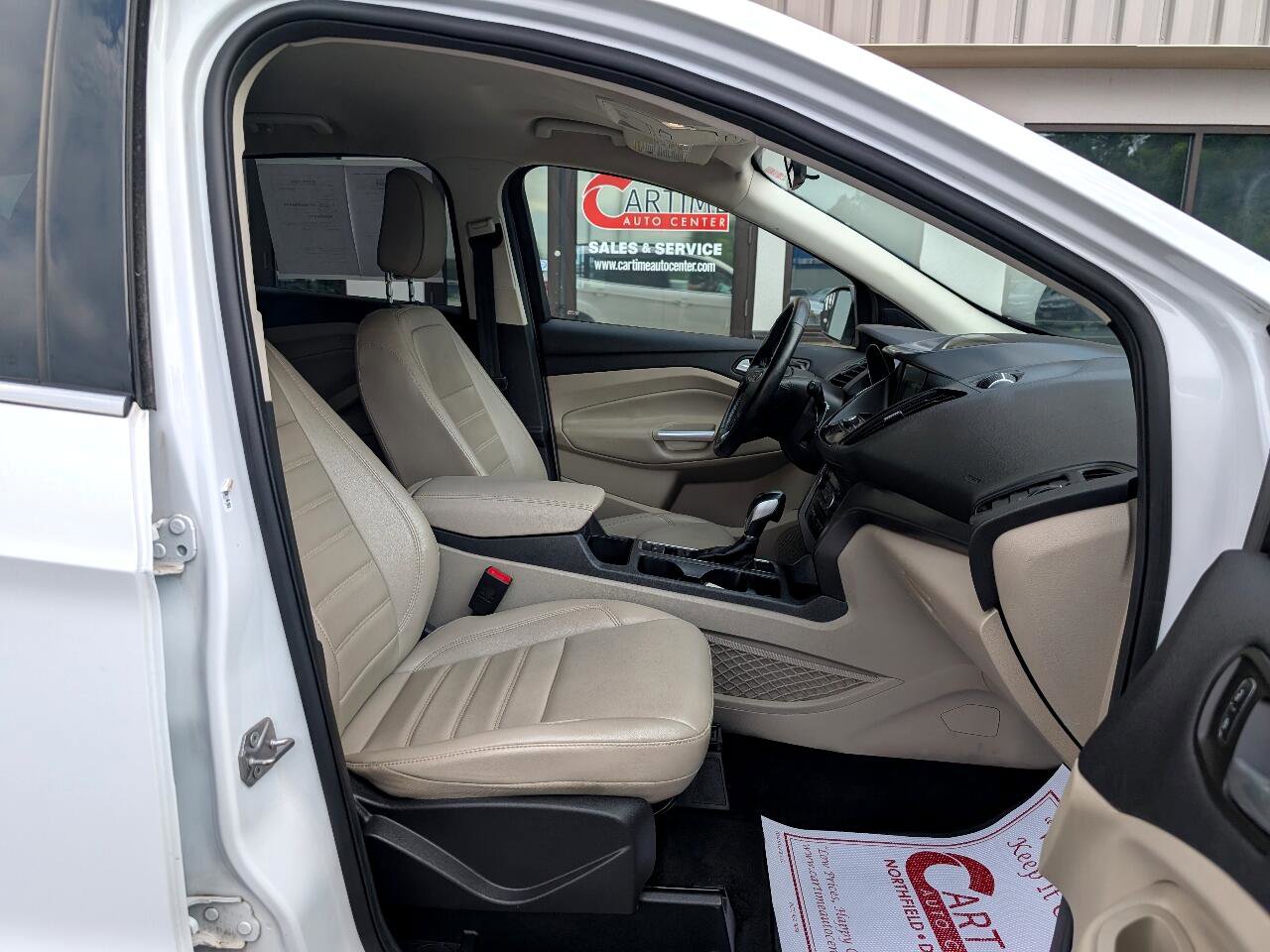 Used 2019 Ford Escape SEL image 11