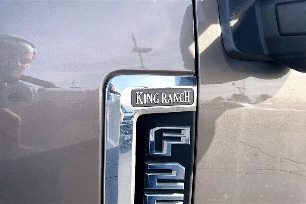 Used 2022 Ford F250 King Ranch w/ King Ranch Ultimate Package image 7