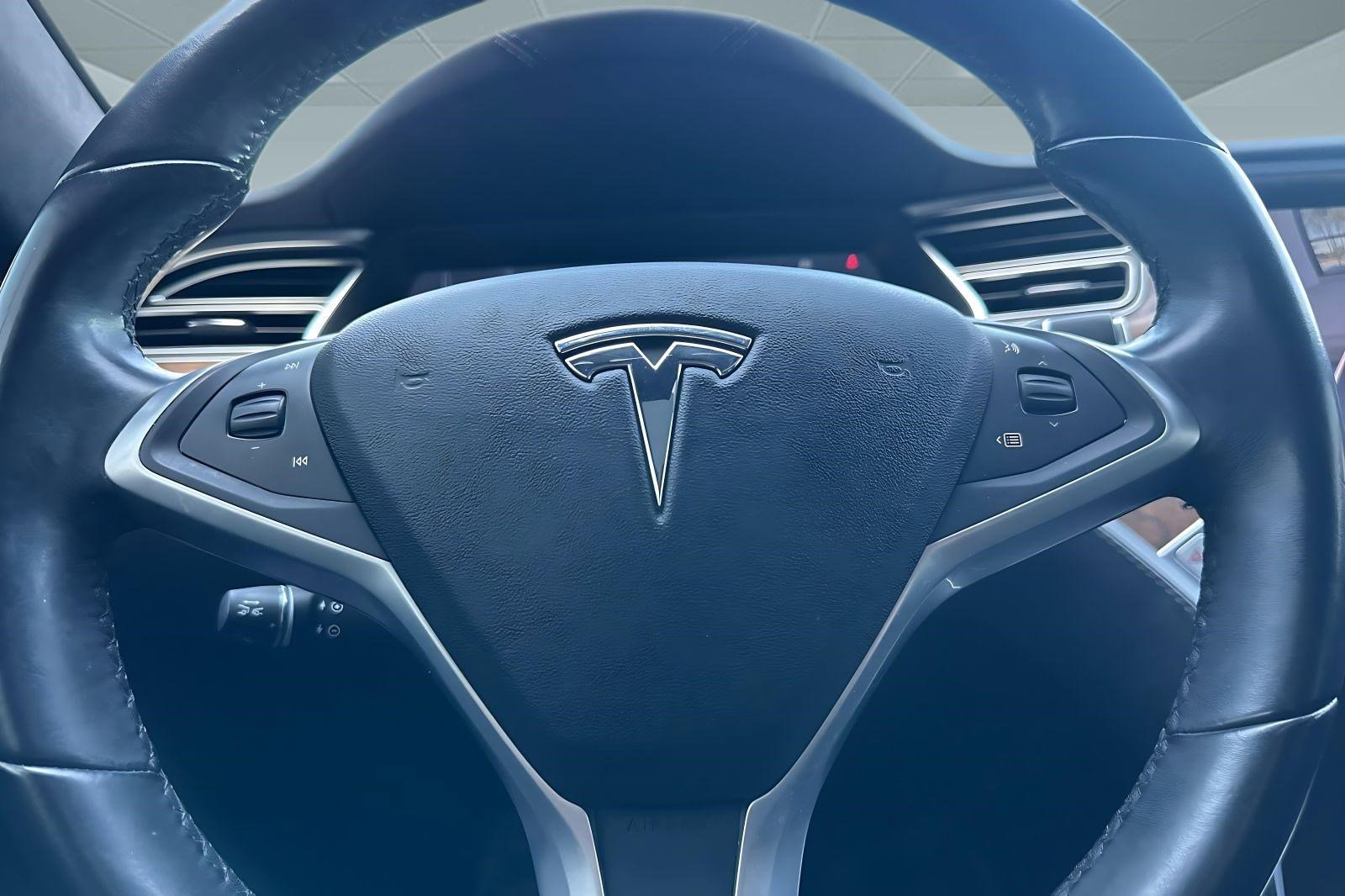 Used 2017 Tesla Model S 75 RWD image 17