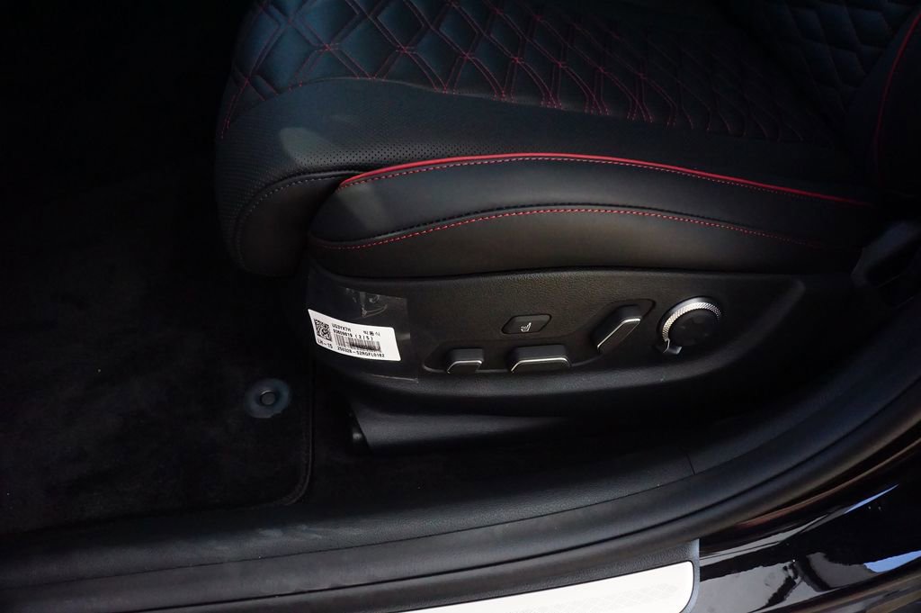 New 2025 Genesis G80 3.5T Sport Prestige image 15