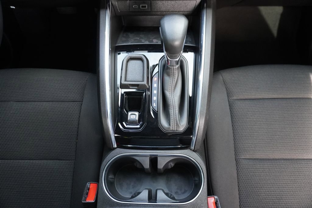 Used 2024 GMC Canyon Elevation w/ Convenience Package image 18