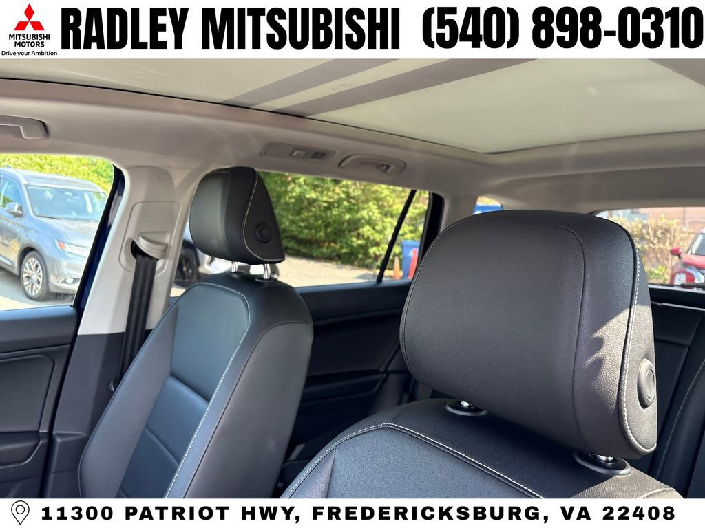 Used 2021 Volkswagen Tiguan SEL AWD/4WD image 2