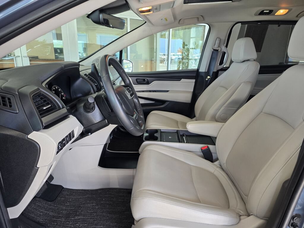 Used 2025 Honda Odyssey EX-L image 16