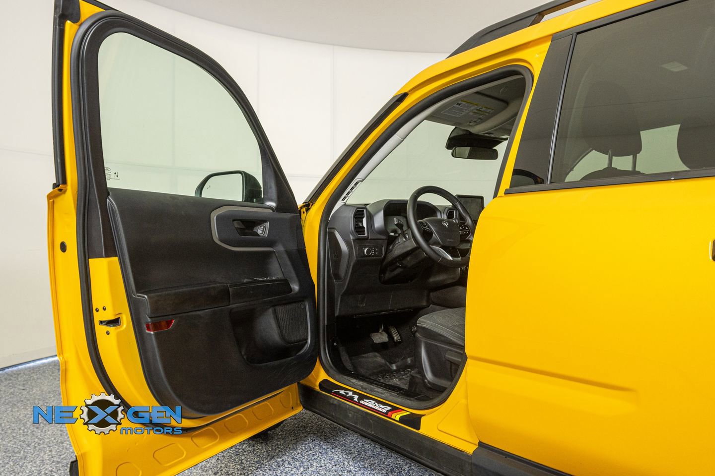 Used 2022 Ford Bronco Sport Big Bend image 9