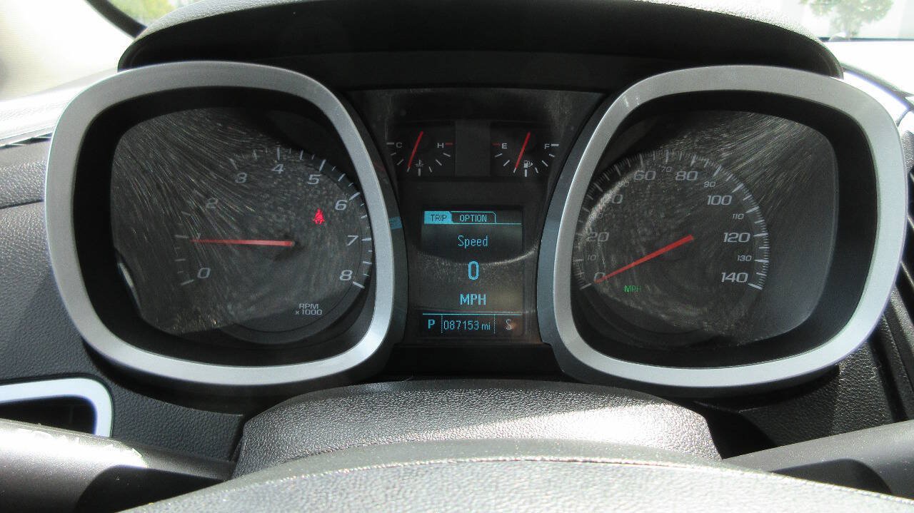 Used 2013 Chevrolet Equinox LS w/ LPO, Protection Package FWD image 31