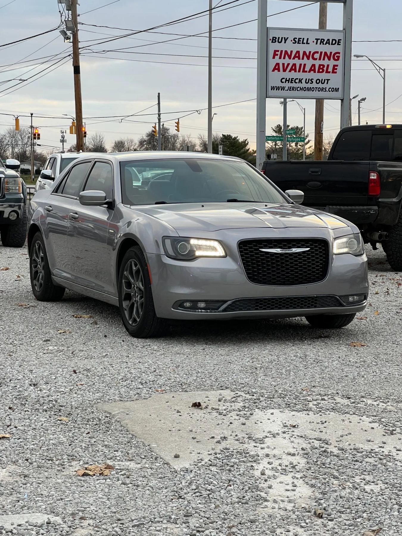 Used 2018 Chrysler 300 S image 1