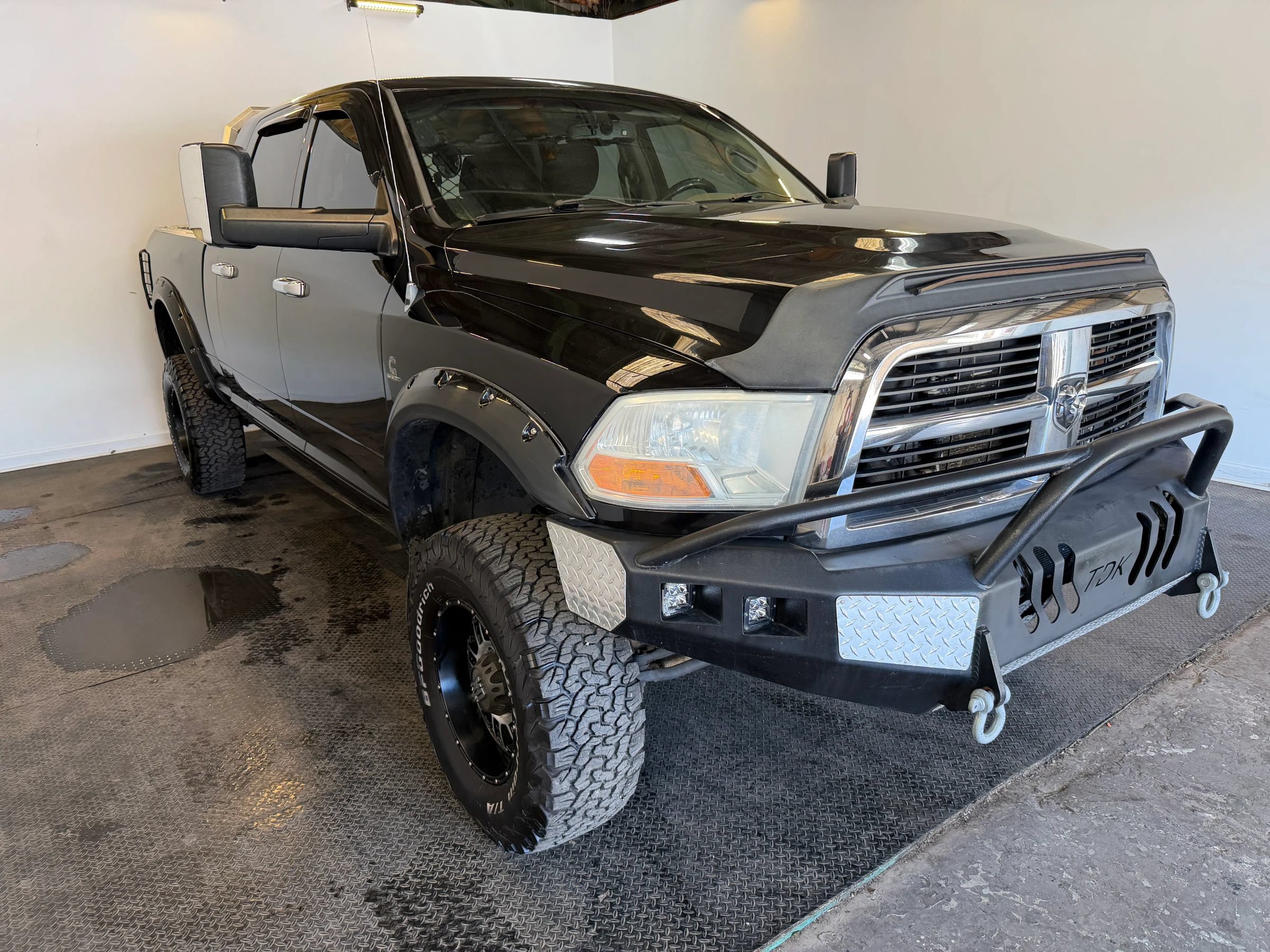 Used 2010 Dodge Ram 2500 Truck SLT w/ Technology Group AWD/4WD image 2