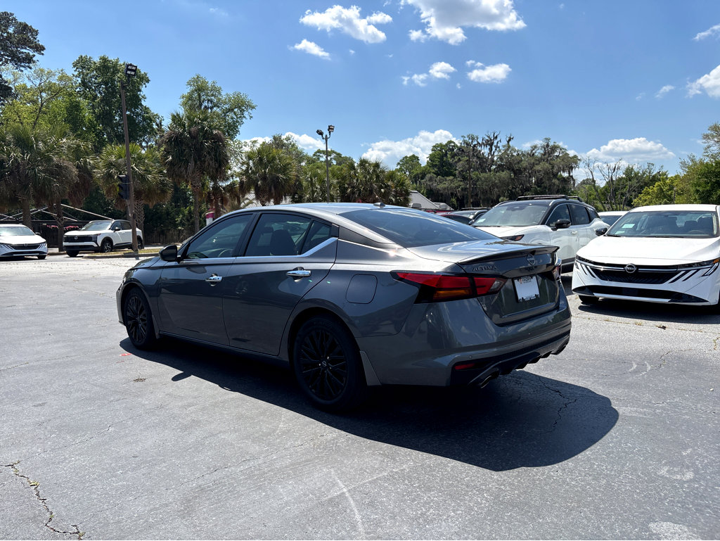 Used 2025 Nissan Altima 2.5 SV w/ SV Special Edition Package image 31