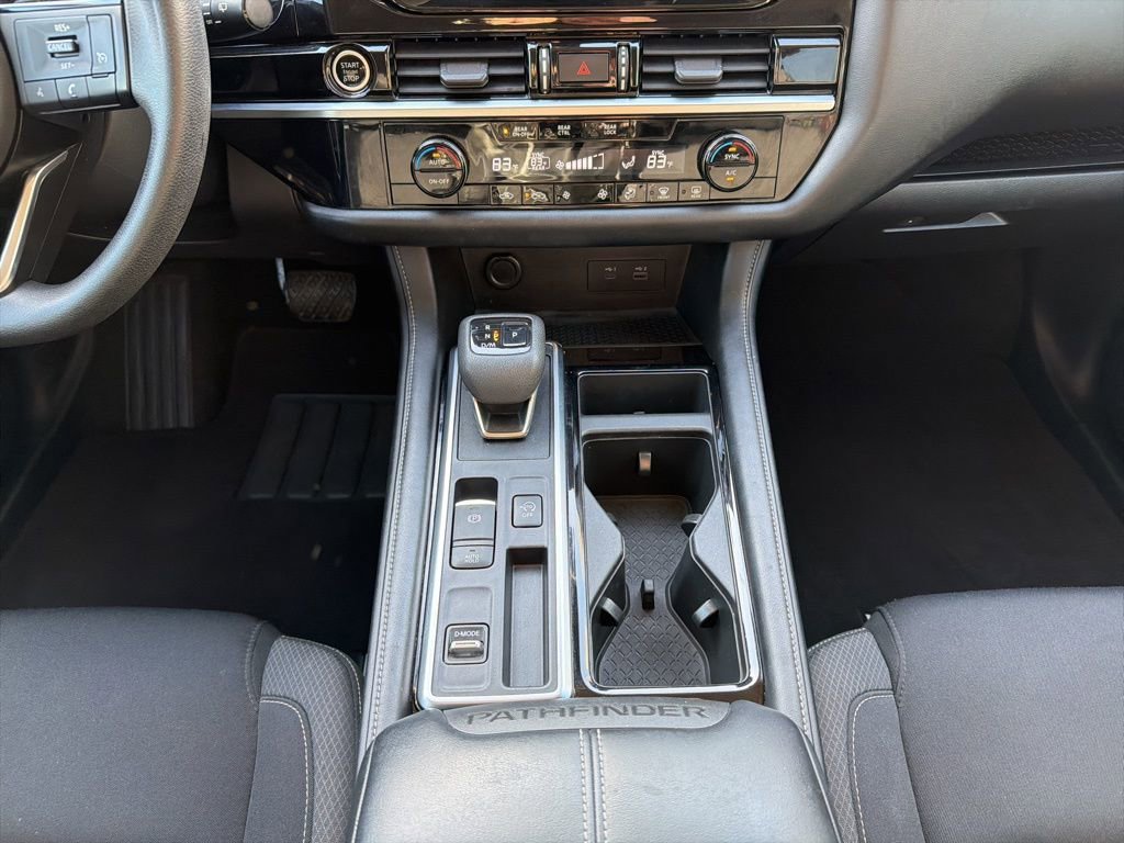 Used 2022 Nissan Pathfinder S image 25