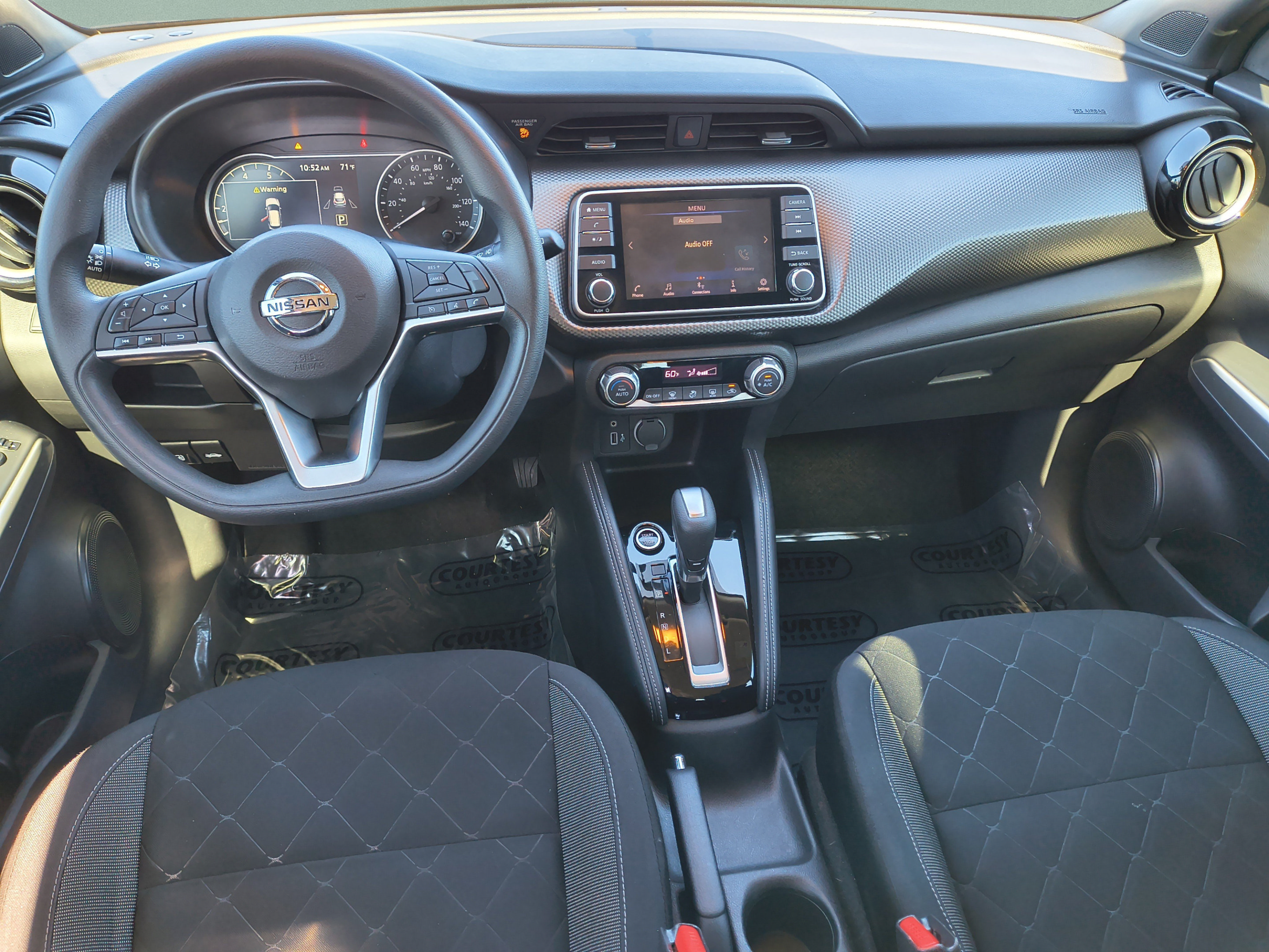 Certified 2019 Nissan Kicks SV FWD image 12