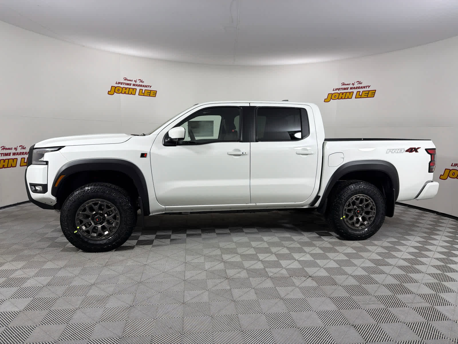 New 2026 Nissan Frontier PRO-4X w/ Pro Premium Package image 2