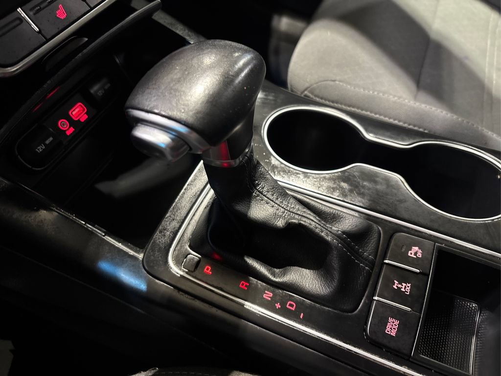 Used 2019 Kia Sorento LX w/ LX Convenience Package image 28