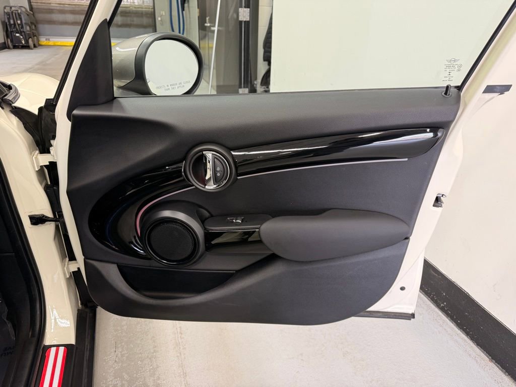 Certified 2023 MINI Cooper S image 28