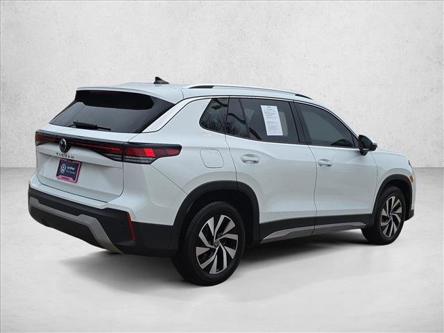 Used 2025 Volkswagen Tiguan S image 5