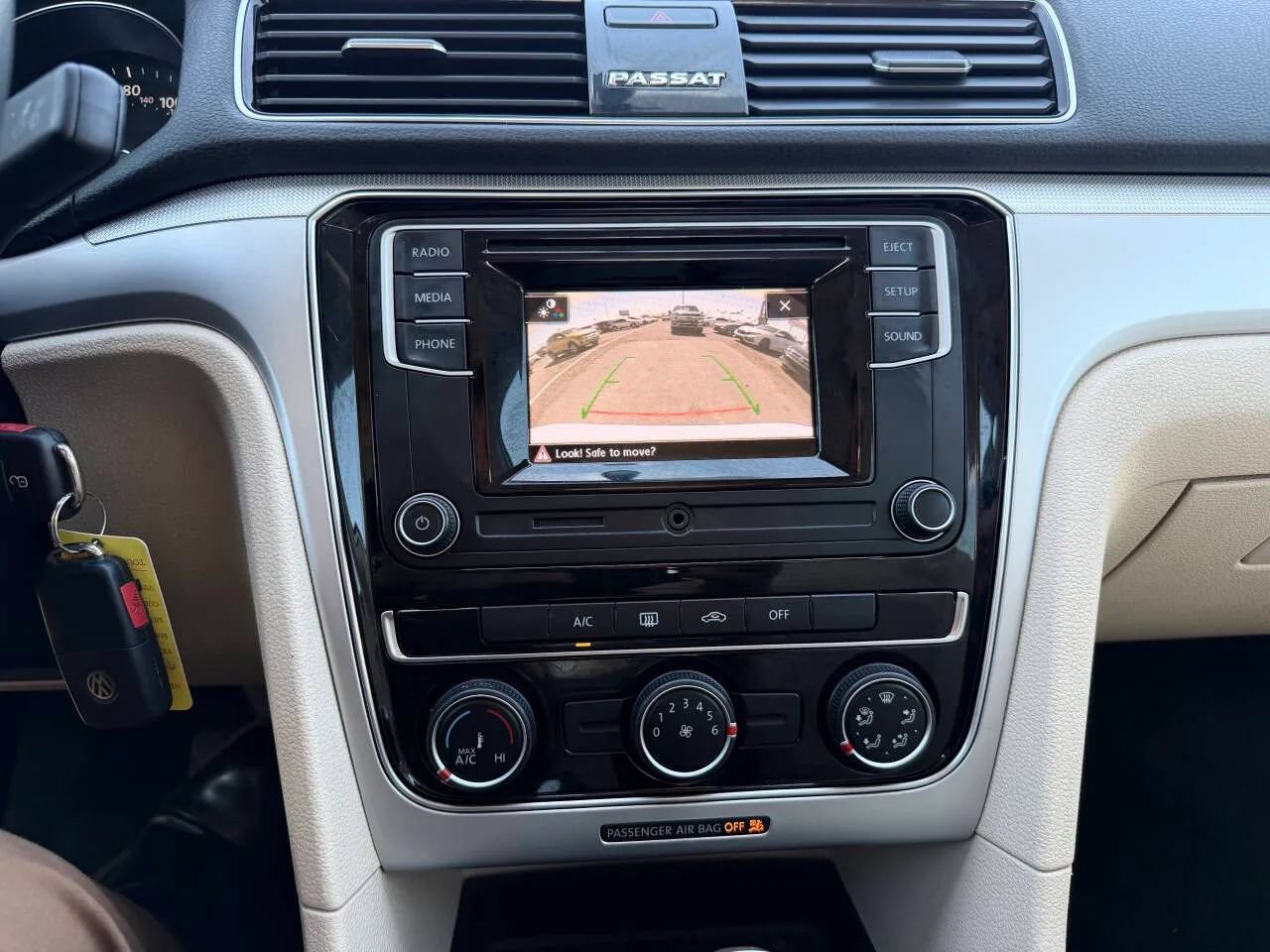 Used 2018 Volkswagen Passat 2.0T S FWD image 29