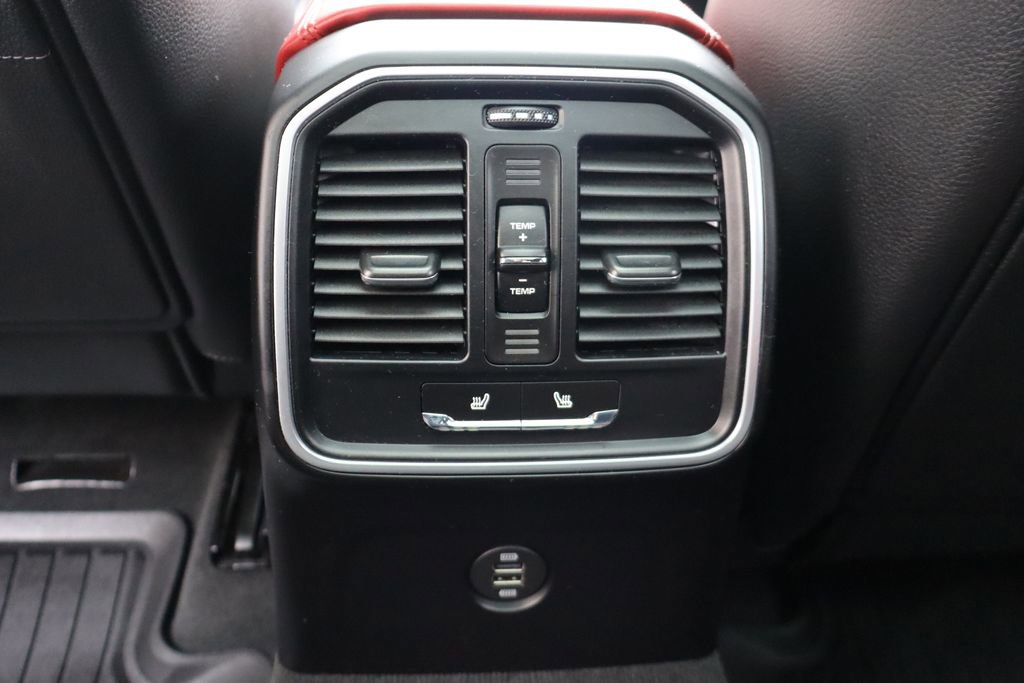 Used 2018 Porsche Macan Sport Edition w/ Driver Memory Package image 27