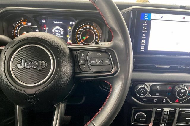 Used 2024 Jeep Wrangler Unlimited Rubicon AWD/4WD image 22