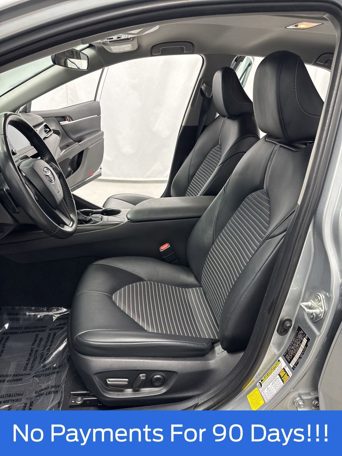 Used 2023 Toyota Camry SE image 9