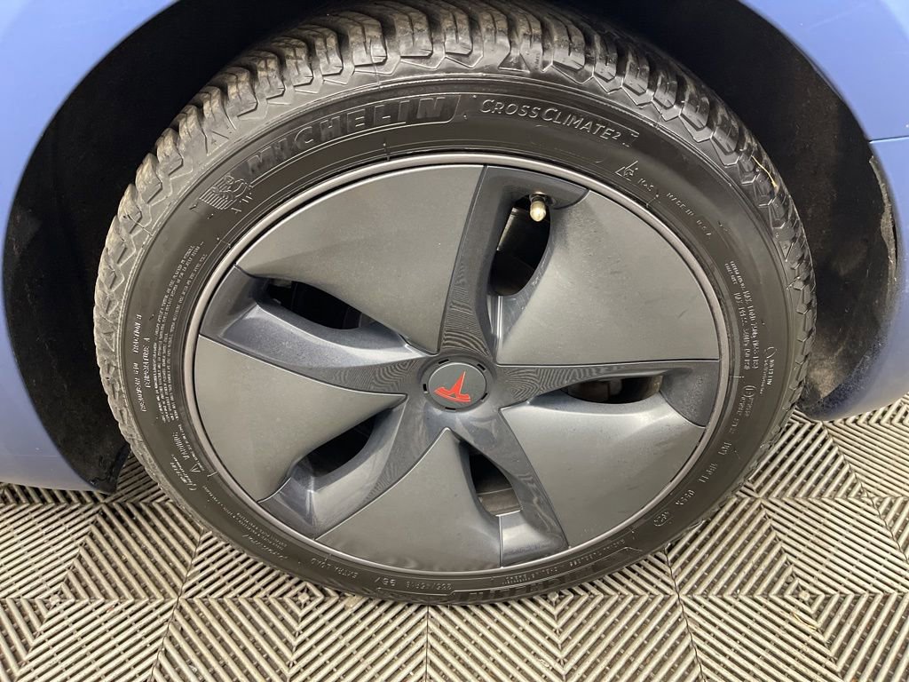 Used 2018 Tesla Model 3 Long Range image 34
