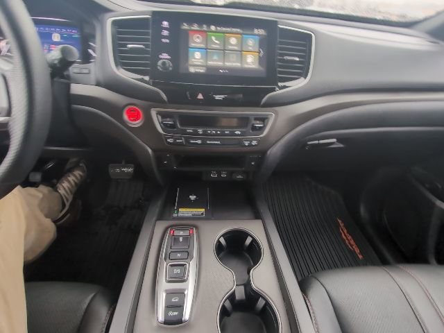 Used 2024 Honda Passport TrailSport image 21