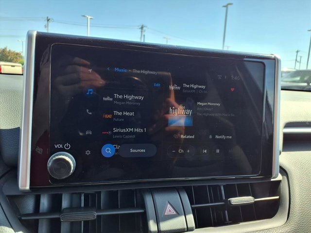 Used 2024 Toyota RAV4 LE image 14