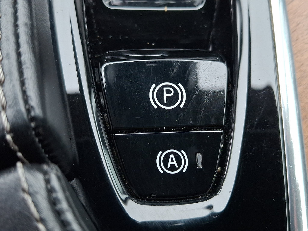 Used 2019 Volvo S90 T6 Inscription w/ Advanced Package AWD/4WD image 23