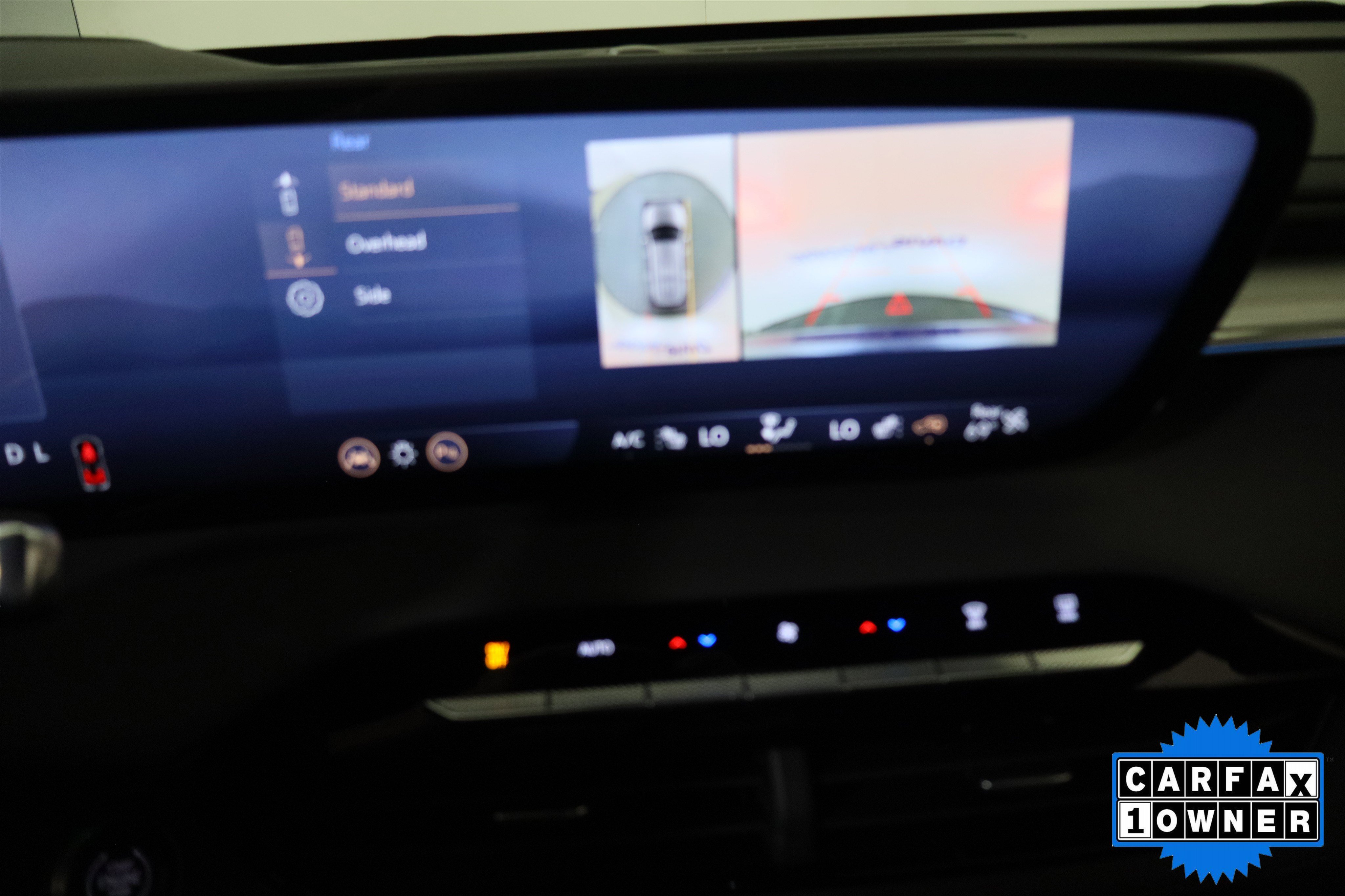 Used 2025 Buick Enclave Preferred FWD image 23