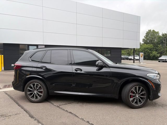 Used 2021 BMW X5 M50i w/ Executive Package AWD/4WD image 2
