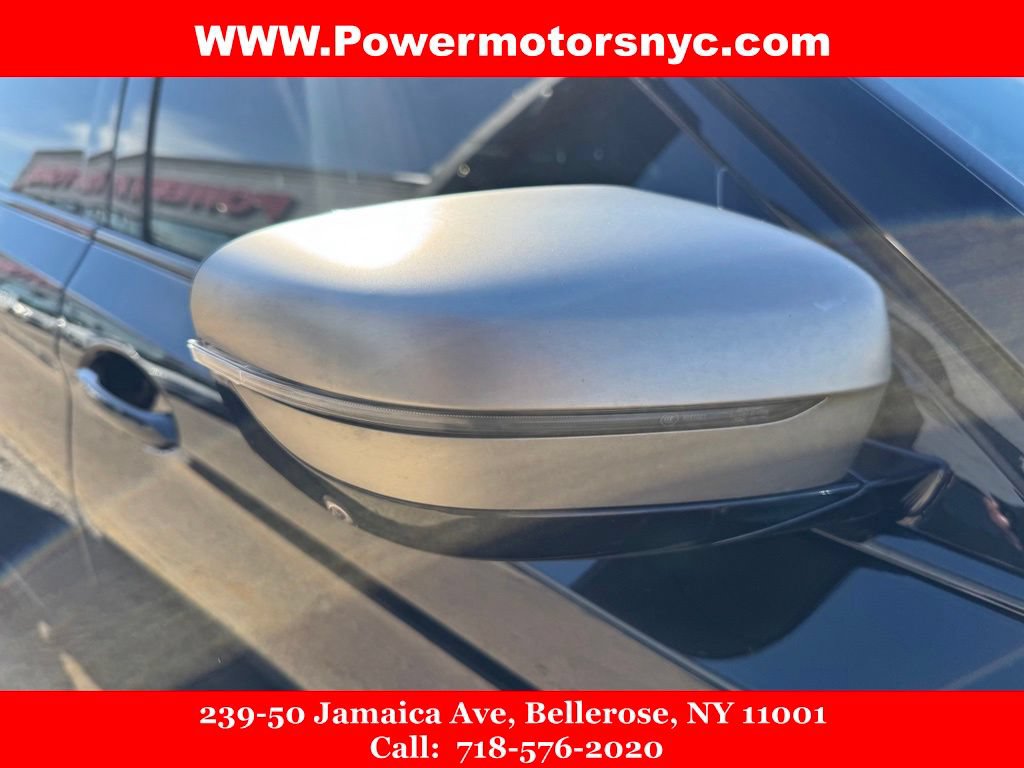 Used 2019 BMW M550i xDrive w/ Premium Package AWD/4WD image 16
