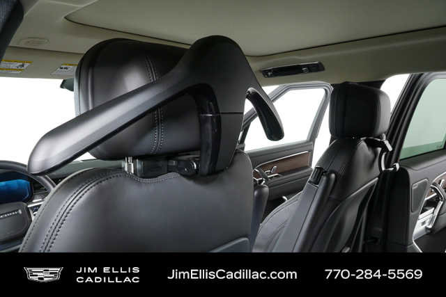 Used 2025 Land Rover Range Rover SE image 23