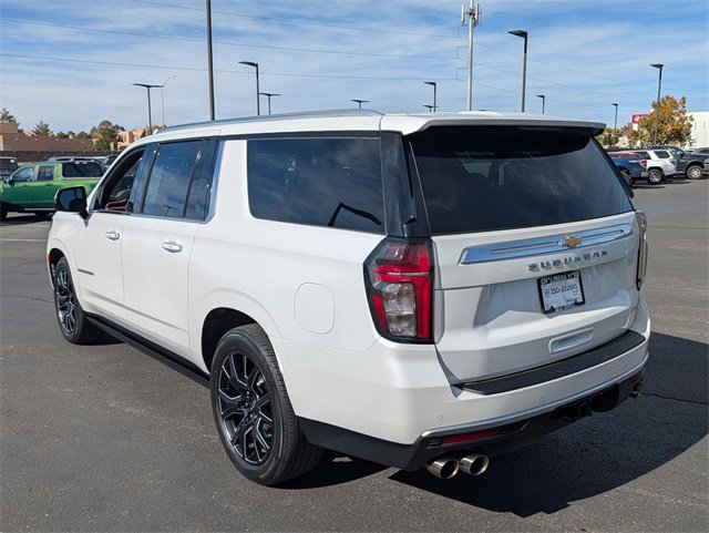 Used 2023 Chevrolet Suburban High Country image 4