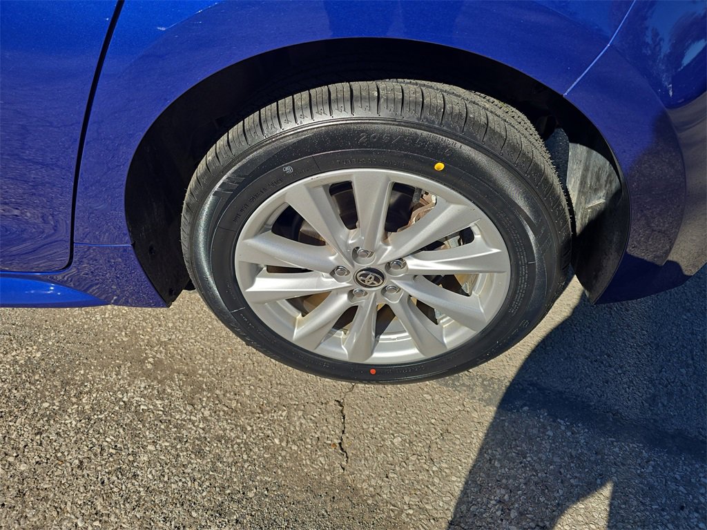 Used 2024 Toyota Corolla SE image 28