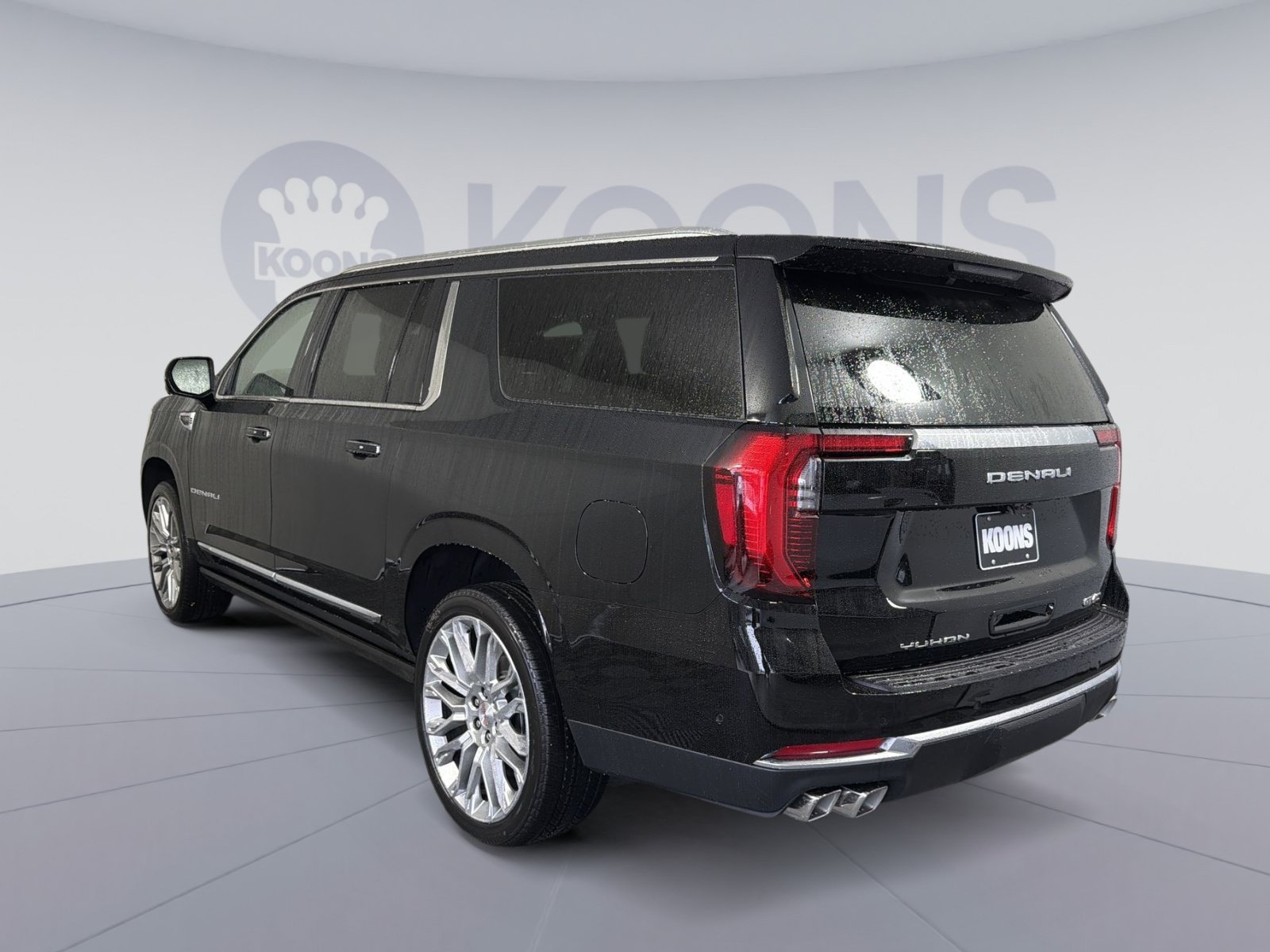 New 2026 GMC Yukon XL Denali w/ Denali Reserve Package AWD/4WD image 4