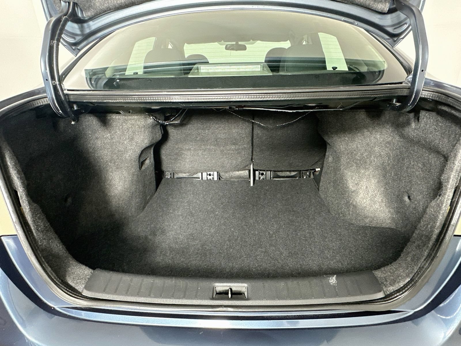 Used 2015 Nissan Sentra SV FWD image 22