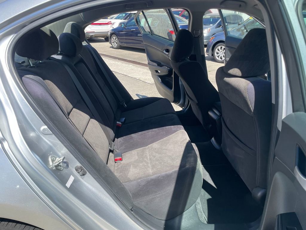 Used 2009 Honda Accord LX-P image 26