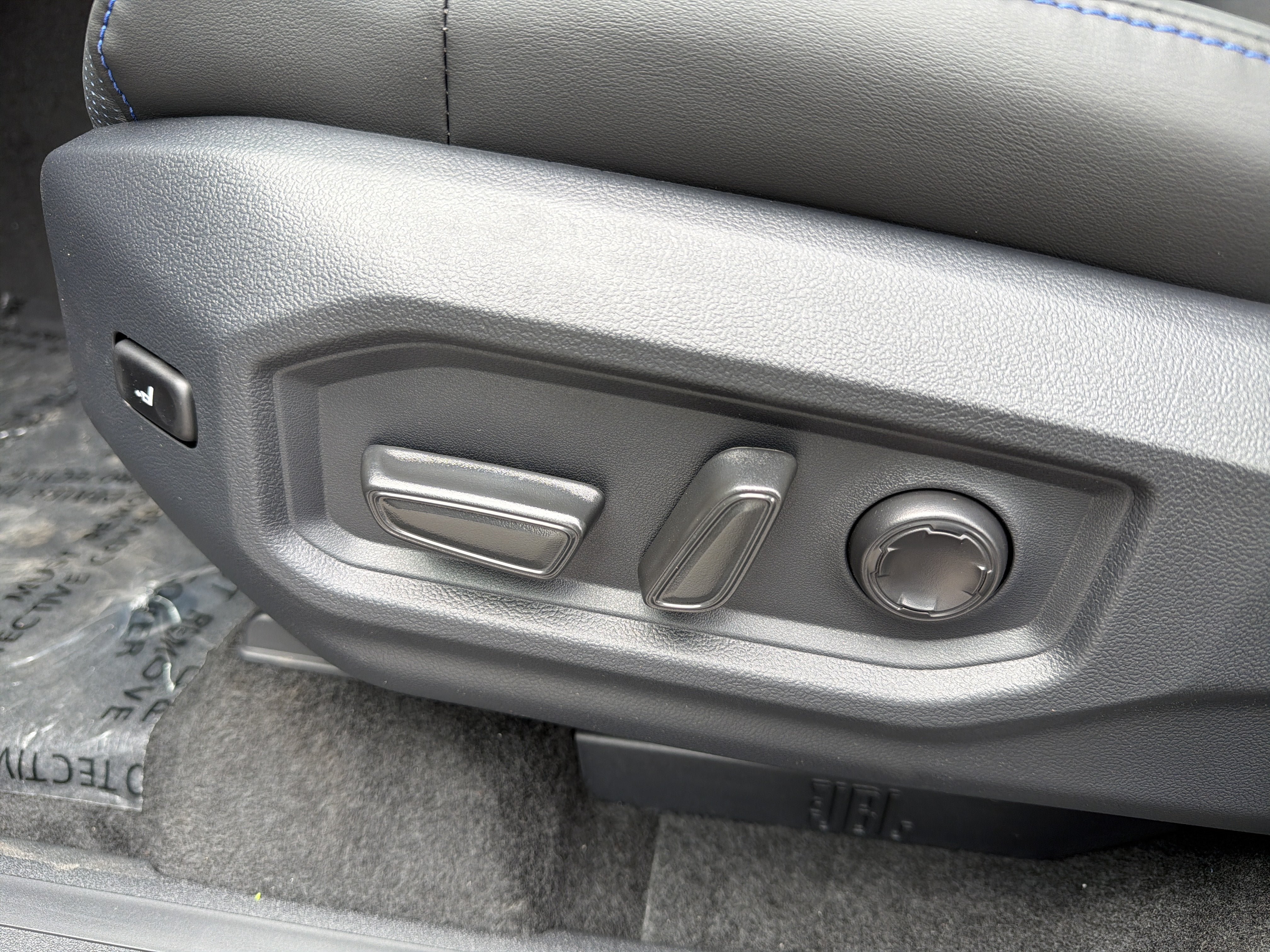 New 2026 Toyota Tundra Platinum AWD/4WD image 11