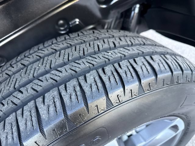 Used 2024 Jeep Wrangler Unlimited AWD/4WD image 26