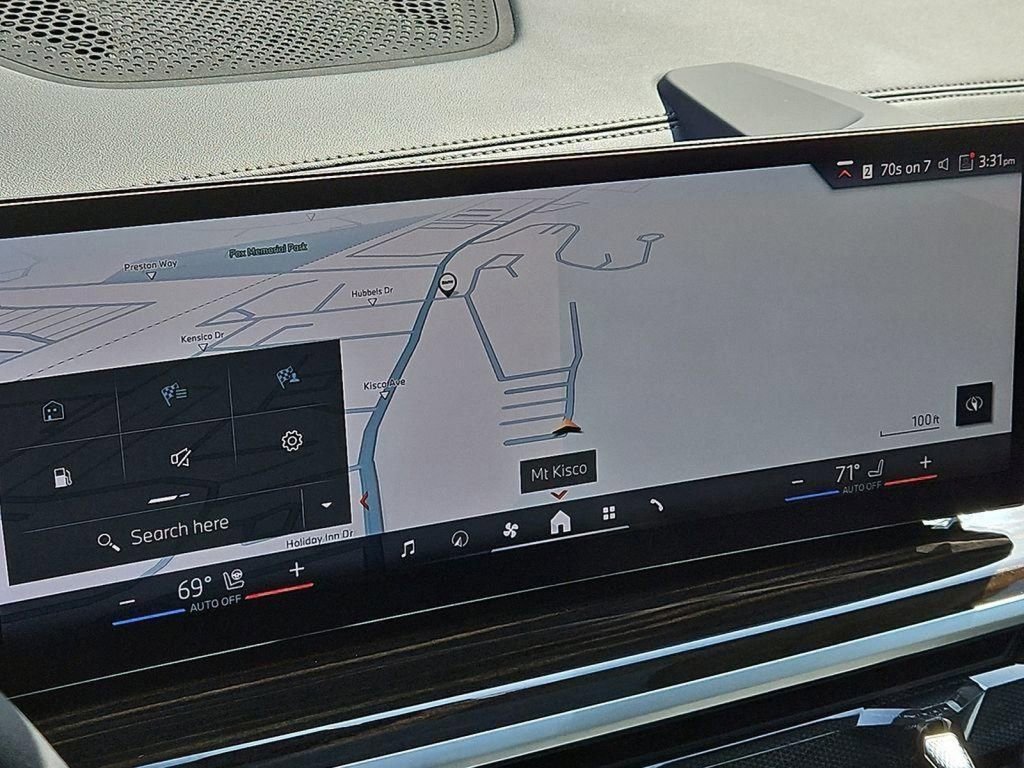 Used 2025 BMW X7 xDrive40i w/ Premium Package image 19