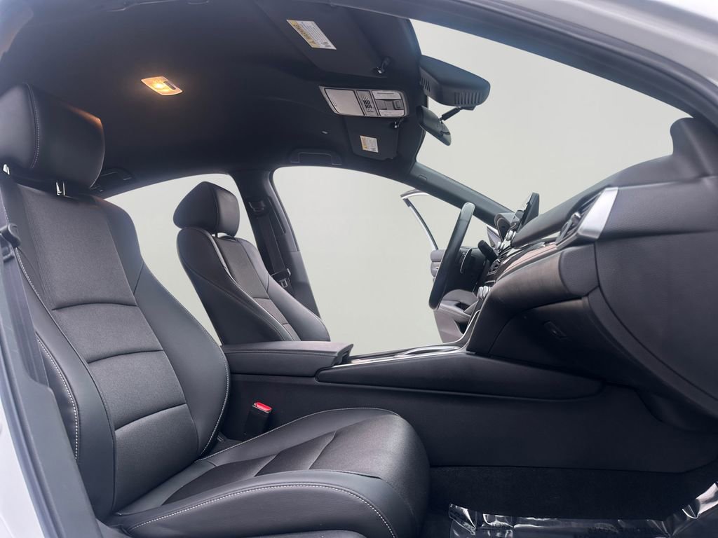 Used 2022 Honda Accord Sport image 25