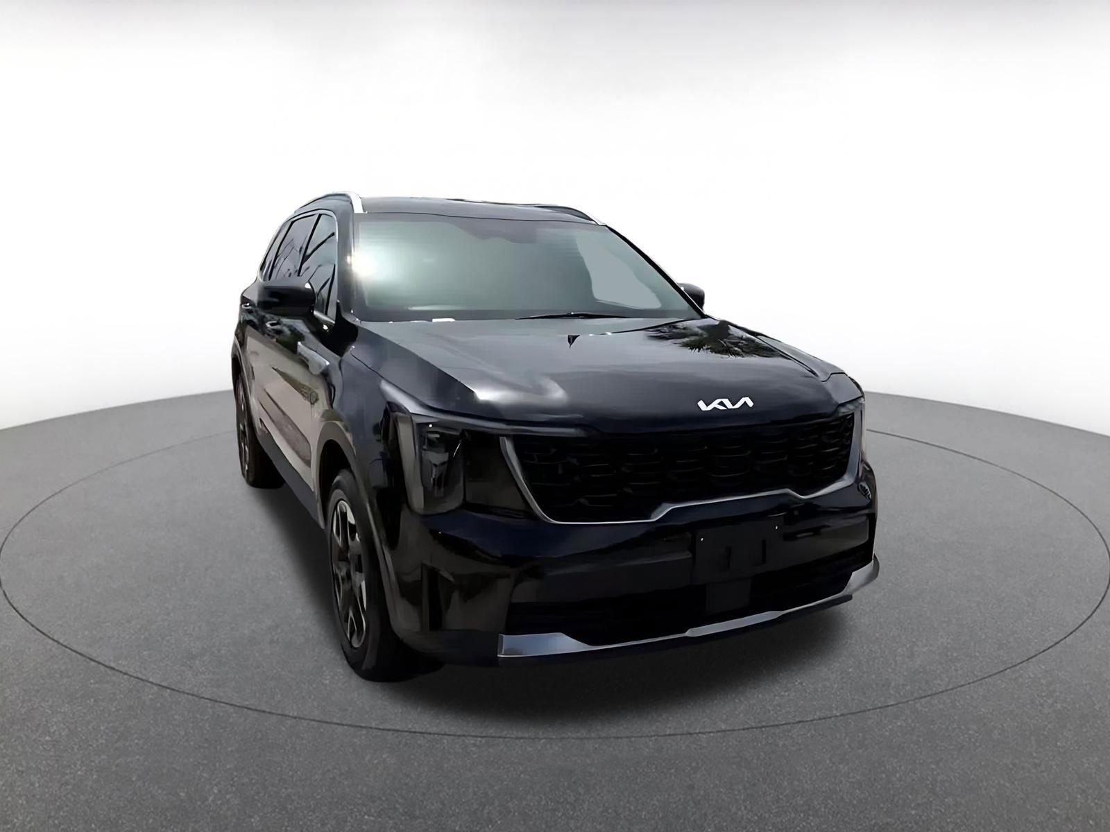 Used 2024 Kia Sorento S AWD/4WD image 3