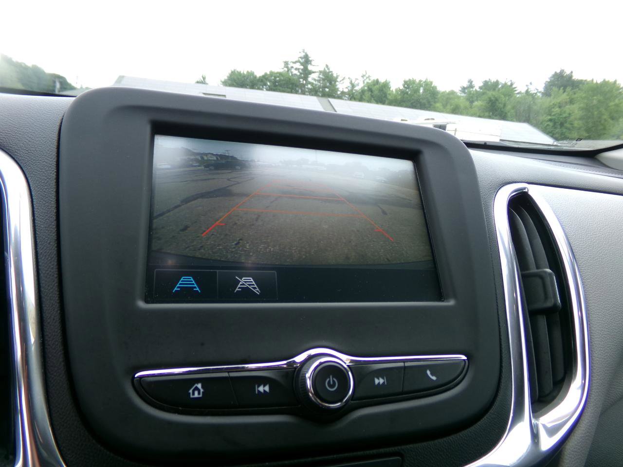 Used 2018 Chevrolet Equinox LT AWD/4WD image 15