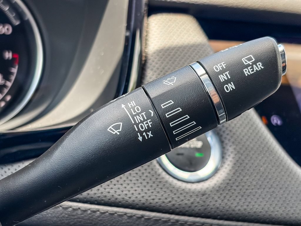Certified 2025 Cadillac XT6 Luxury FWD image 48