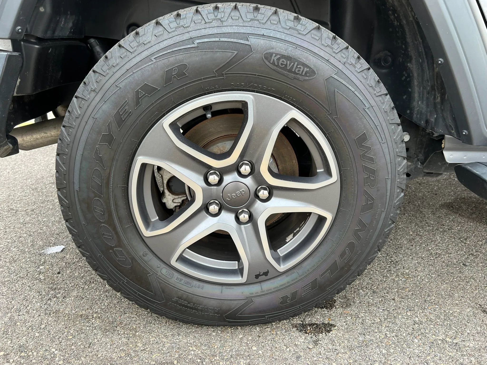 Used 2018 Jeep Wrangler Unlimited Sport S image 11