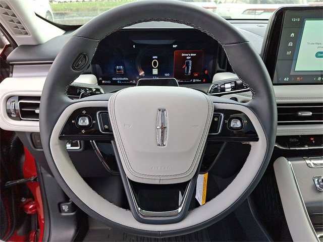 New 2025 Lincoln Aviator AWD w/ Jet Appearance Package image 8