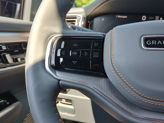 New 2023 Jeep Grand Wagoneer Series III AWD/4WD image 27