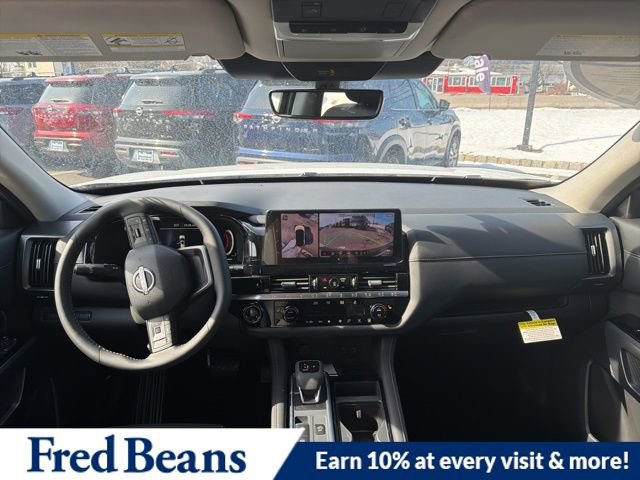 New 2026 Nissan Pathfinder SL image 9